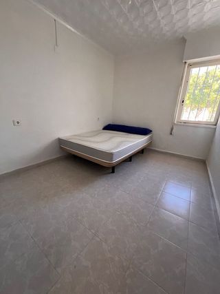 Casa adosada en alquiler en La Siesta - El Salado - Torreta en Torrevieja