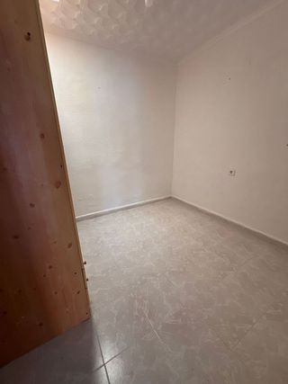 Casa adosada en alquiler en La Siesta - El Salado - Torreta en Torrevieja