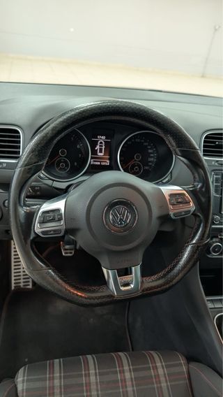 Volkswagen Golf 2011