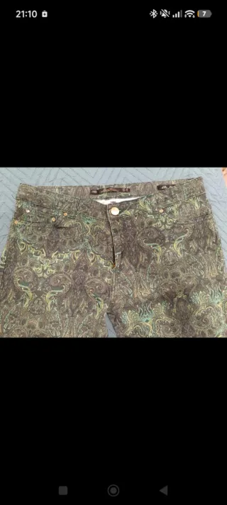 Pantalones Zara Estampados Verdes