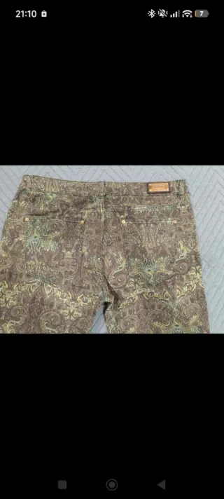 Pantalones Zara Estampados Verdes