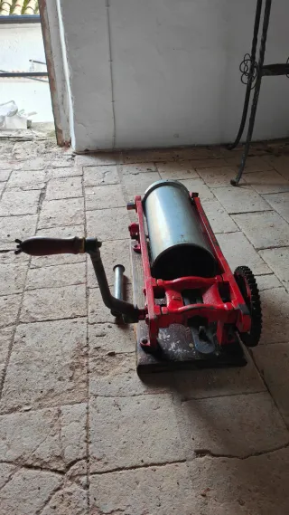 Embutidora Elma Roja antigua original