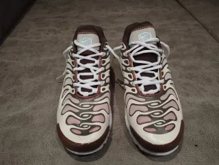 Zapatillas Nike Air Max TN Beige y Marrón