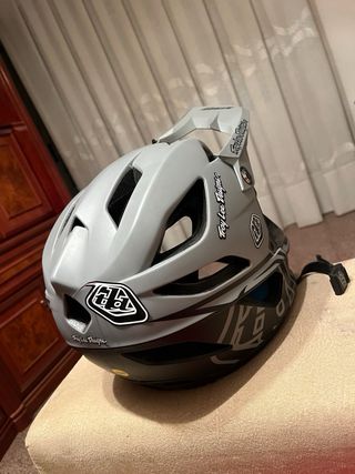 Casco Troy Lee Designs MTB. SISTEMA MIPS. Taglia M.