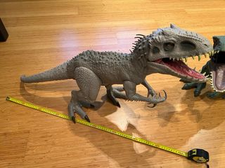 Indominus Giganotosauro SuperColosal Jurassic Park