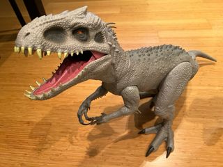 Indominus Giganotosauro SuperColosal Jurassic Park