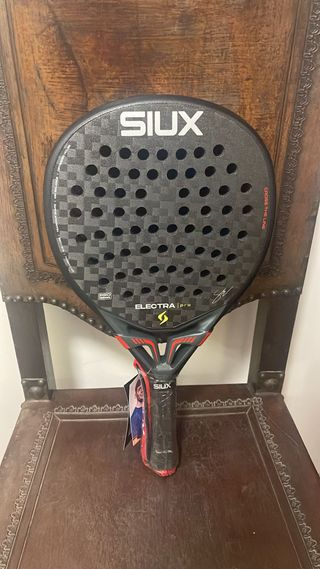 Pala pádel Siux Electra Pro 2026 Shadow Red Stupa