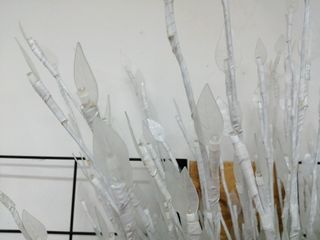 Árbol ramas fibra óptica. Luz blanca cálida 95 cm.