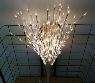 Árbol ramas fibra óptica. Luz blanca cálida 95 cm.