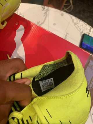 Botas de fútbol Puma amarillas