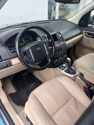 Land Rover Freelander 2011