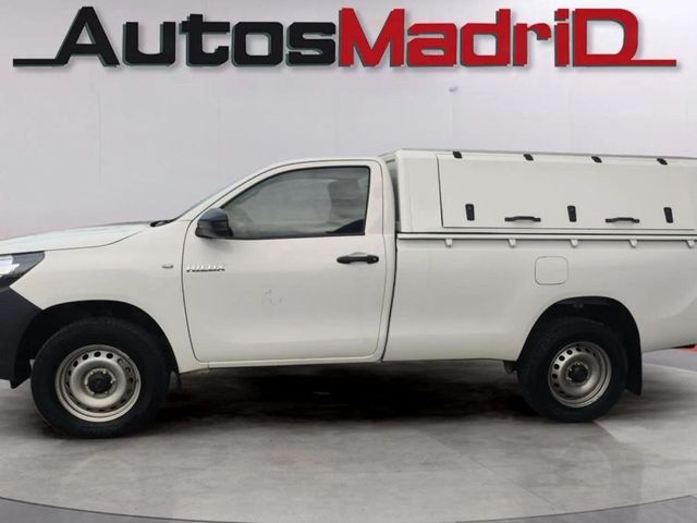 Toyota Hilux 2.4 D-4D Cabina Sencilla GX