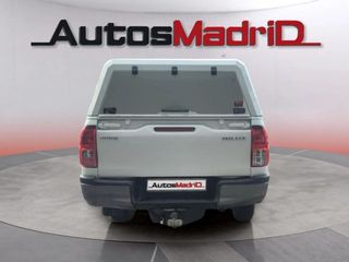 Toyota Hilux 2.4 D-4D Cabina Sencilla GX