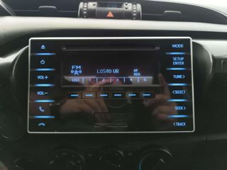 Toyota Hilux 2.4 D-4D Cabina Sencilla GX