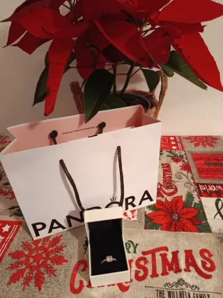 Anillo Pandora Cuadrado Halo Plata