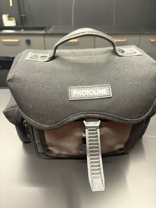 Cámara Pentax Plata y Negra