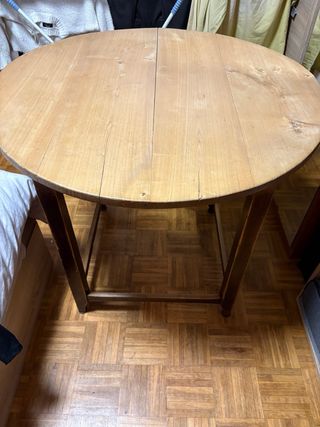 Mesa camilla antigua madera .