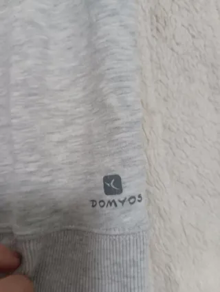 Sudadera Decathlon Gris Talla M.