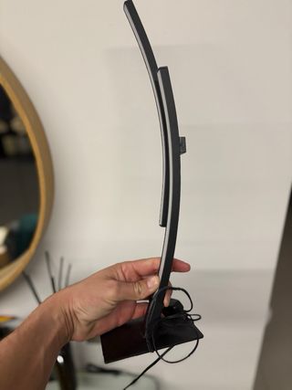 Lámpara de escritorio moderna