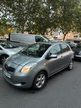 Toyota yaris 2006 diesel con 290mil km