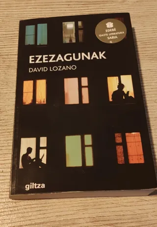 Libro de el escritor David lozano