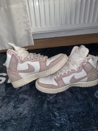 Nike Dunk High 1985 Barely Rose Denim