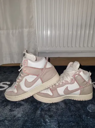 Nike Dunk High 1985 Barely Rose Denim
