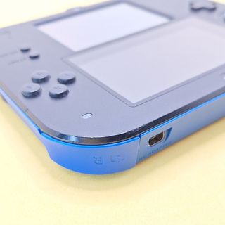 Nintendo 2DS Console Nero/Blu + Mario Kart 7