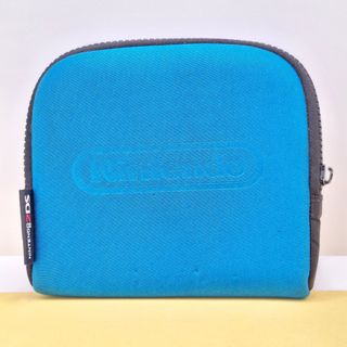 Nintendo 2DS Console Nero/Blu + Mario Kart 7