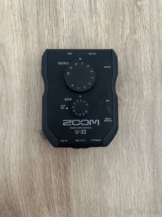 Placa de som Zoom U-22