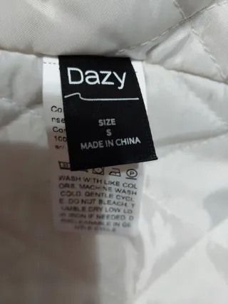 Cazadora juvenil beige y azul