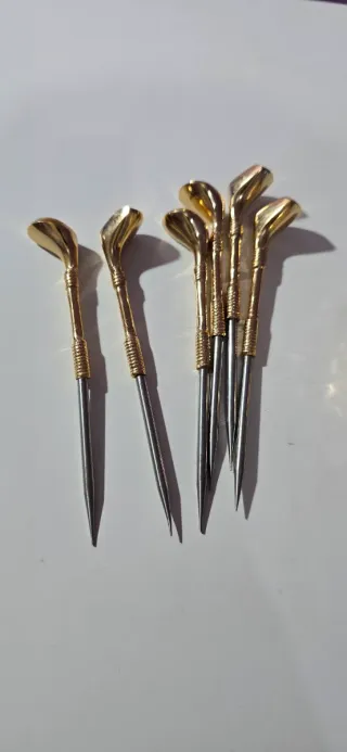 Palitos de cóctel dorados