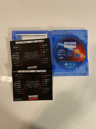 Mass Effect Legendary Edition PS4 con funda custom