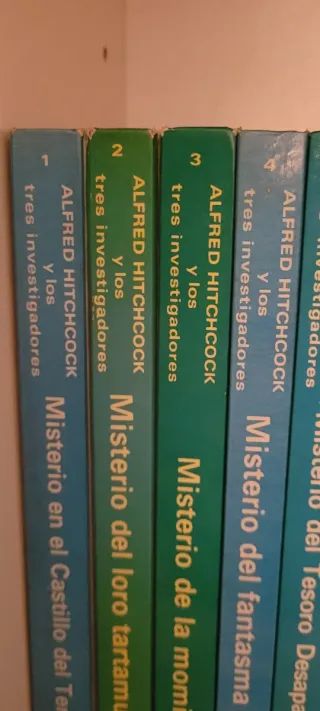 Colección 40 libros Los tres investigadores.