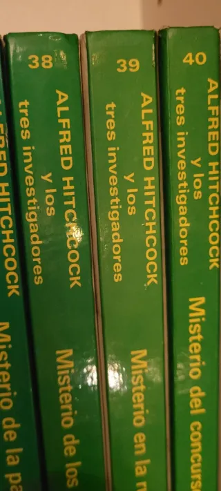 Colección 40 libros Los tres investigadores.