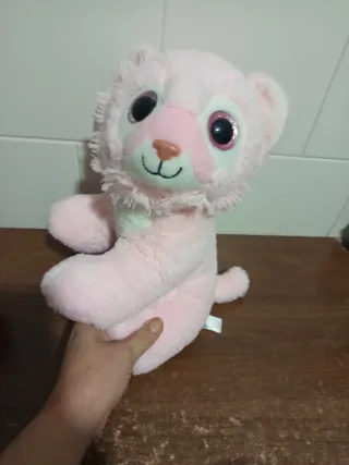 Peluche Leona Rosa Suave