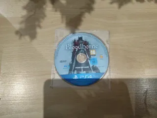 Bloodborne PS4 (sin carátula)