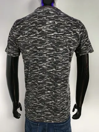 Camiseta Adidas Gris y Blanca
