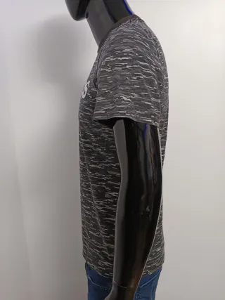 Camiseta Adidas Gris y Blanca