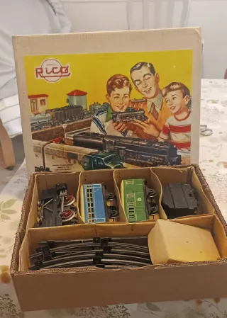 Tren Rico de Juguete Metálico