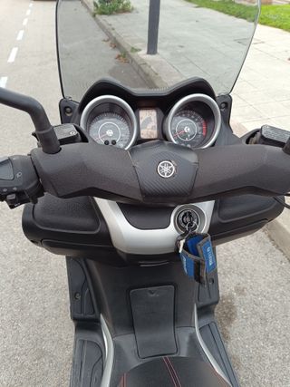 Yamaha XMAX 125cc Scooter