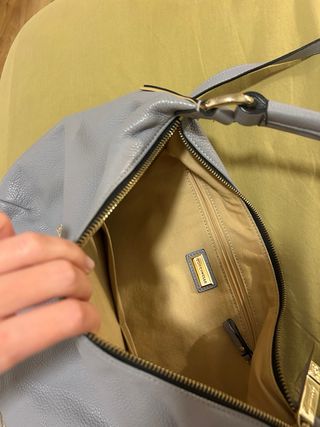 Bolso Coccinelle piel azul cielo