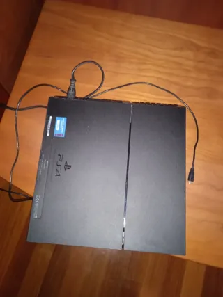 Sony PS4 (PlayStation 4) Bianca