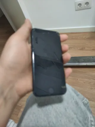 iPhone Apple SE Nero per pezzi o riparazione