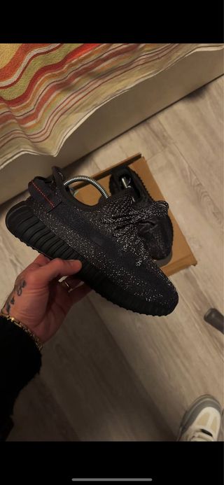 Adidas Yeezy Boost 350 V2 Black