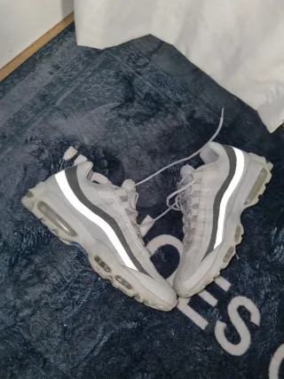 Nike Air Max 95 Ultra Gris y Azul