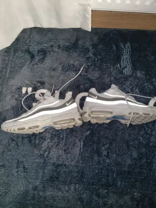 Nike Air Max 95 Ultra Gris y Azul