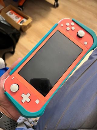 Nintendo Switch Lite Coral