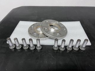 Separadores aluminio 1,2 cm + tornillos