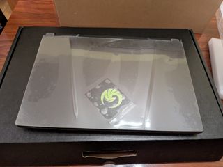 MSI Alpha 15 A3DDk Portátil